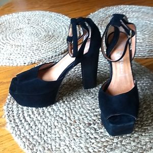 Jeffrey Campbell black velvet platforms 5.5